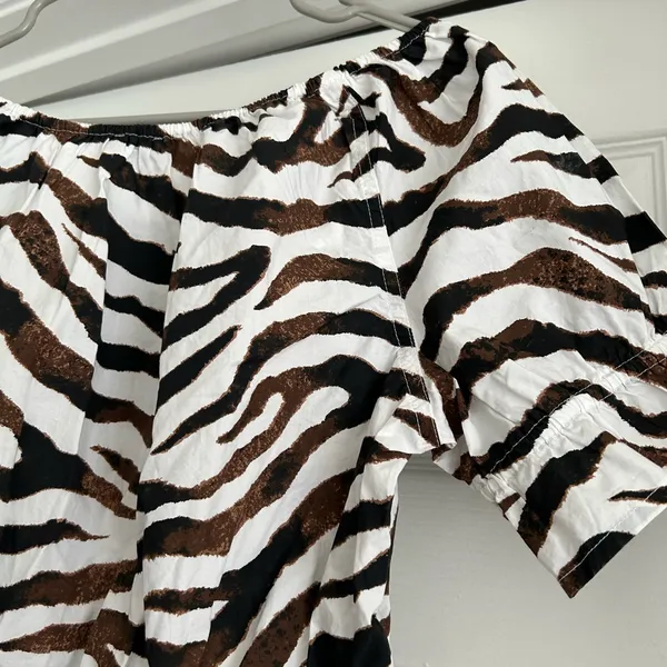 NWT J. Crew Womens Short Sleeved Blouse Brown/White Zebra Print Size Small - Image 7