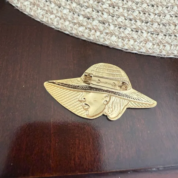 Vintage Gold Tone Lady Brooch - Image 2