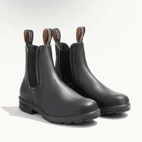 Blundstone #1448 in Voltan black ankle boots - Image 2