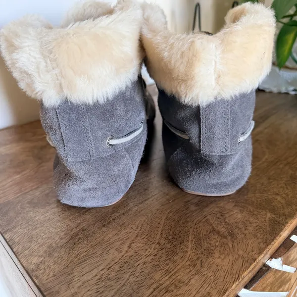 Sperry MacKenzie Size 9 Grey Suede Moccasin Booties Faux Fur Cabin Preppy Winter - Image 10