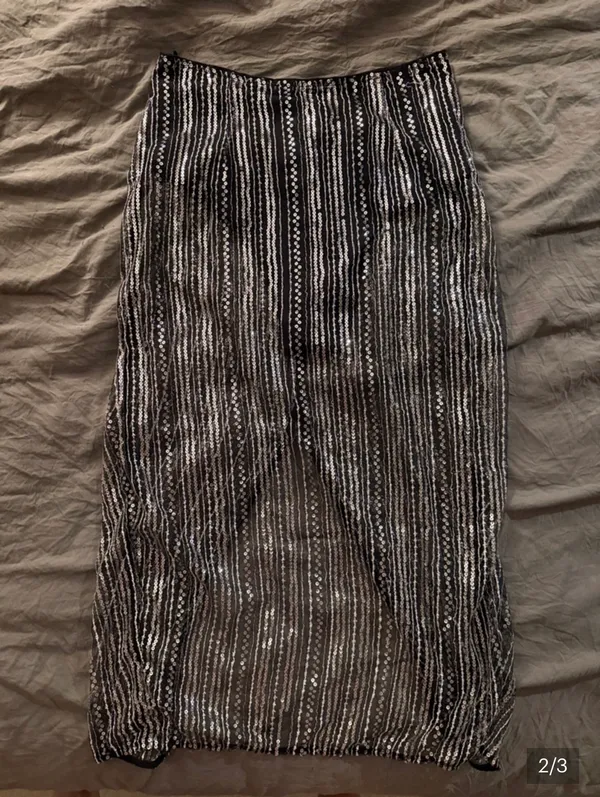 Black Sequin Mesh Midi Skirt Size M - Image 2