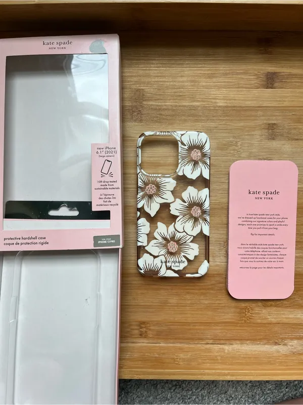 •Kate Spade & Lily Pulitzer iPhone cases• - Image 3