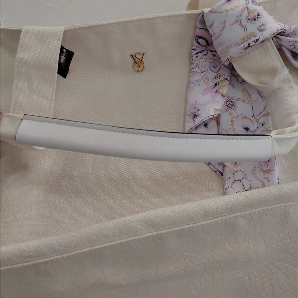 Victoria's Secret Large Ivory Jacquard Shoulder Canvas Tote Bag Work Travel - Image 15