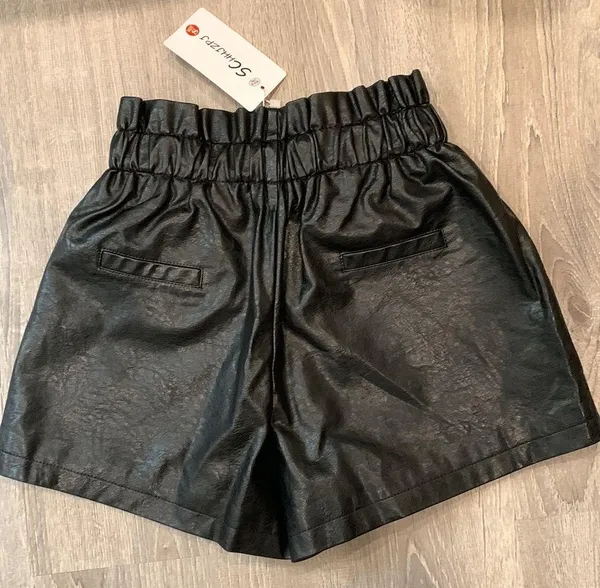 Vegan Leather Shorts Black - Image 2