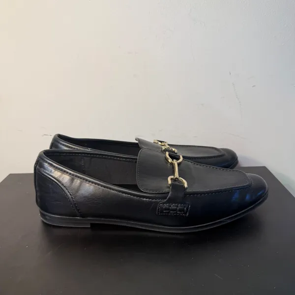 A New Day Womens 8 Black Gold Buckle Loafers Almond Toe Slip On Flat‎ Shoes Chic - Image 5