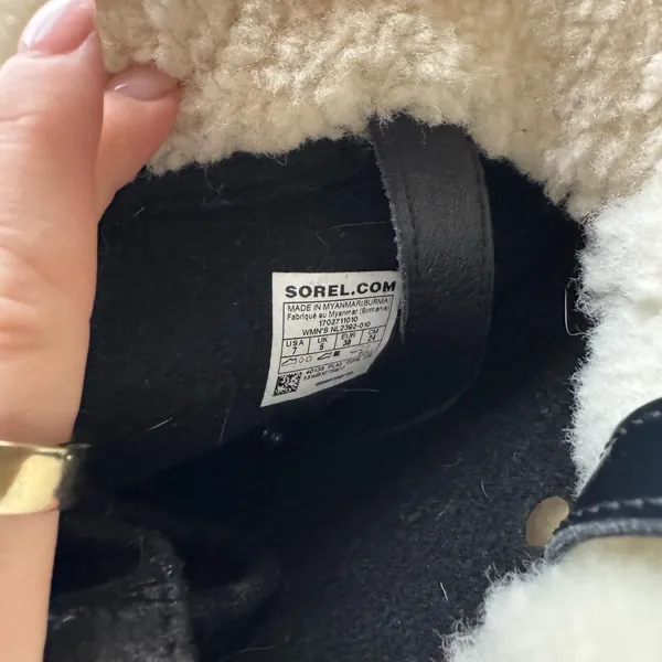 Sorel Joan of Arctic Holiday Boot - Image 5