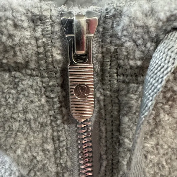 Lululemon So Sherpa Hooded Jacket Fleece‎ Heathered Silver Spoon Full Zip Size 6 - Image 7