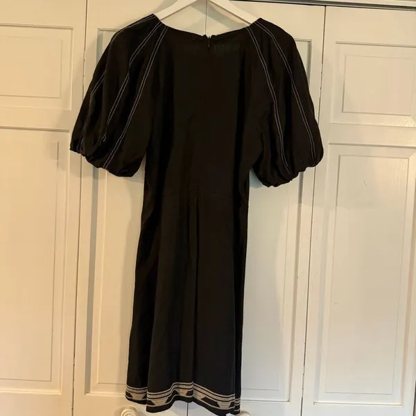 Anthropologie En Saison black embroidered puff sleeve exposed stitching dress large - Image 5