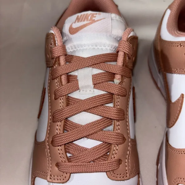Nike Dunk Low Size: 7 - Image 7