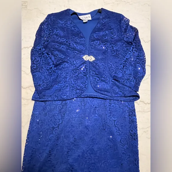 NWOT Cachet Royal Blue Lace Ensemble‎ Size XL - Image 10
