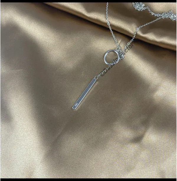 Urban outfitters silver bar circle necklace - Image 3