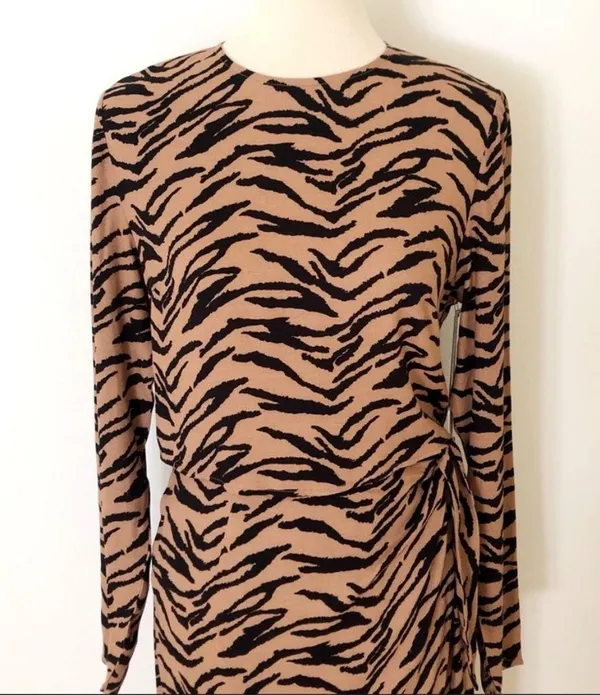 Reformation Maurita Midi Dress in Rajah Animal Print Center Cut Out NWT Size 8 - Image 7