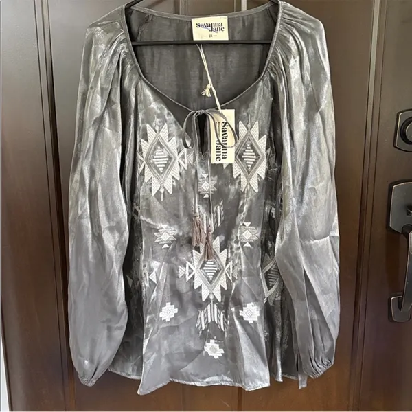 NWT Savanna Jane Embroidered Aztec Top Silver Size 2X - Image 3