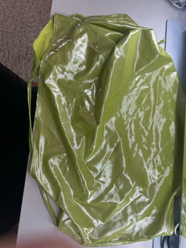 Pretty Little Thing Green Silk Top - Image 2