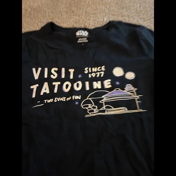woman size medium black top shirt - Image 3