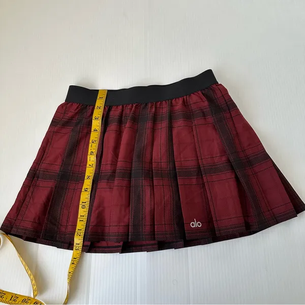 ALO Yoga Legacy Plaid Varsity Tennis Skirt Cranberry Black, S - Image 6