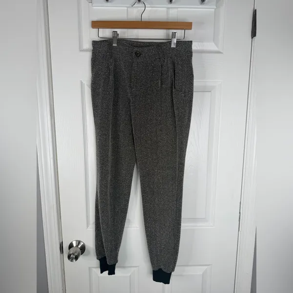 Sz 0 Free People Gray Herringbone Jogger Pants Pleated Trousers $158 MSRP - Image 2