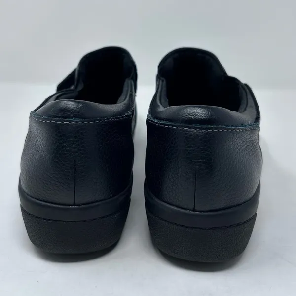 Clarks Collection Women's Black Ultimate Comfort‎ Slip-On Shoes Size 8 1/2 E - Image 4