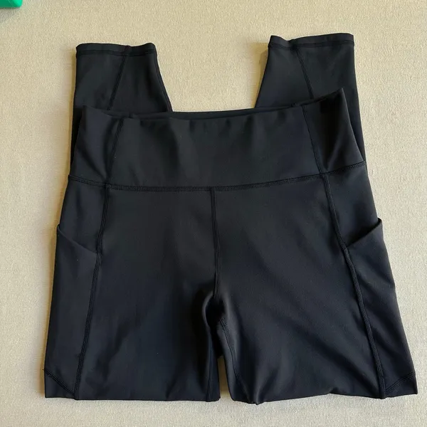 Fabletics Black Oasis PureLuxe High-Waisted Leggings with Pockets - Image 4