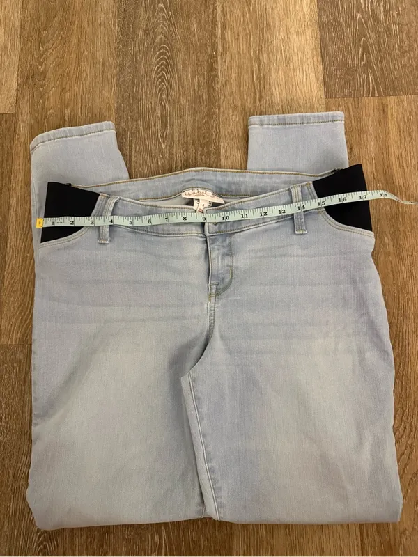 Isabel Maternity by Ingrid & Isabel Light Wash Skinny Jeans - Image 4