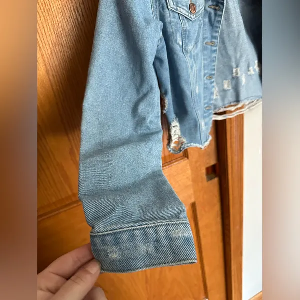 NWOT! Trendy Blue Distressed Denim Jacket - Image 2