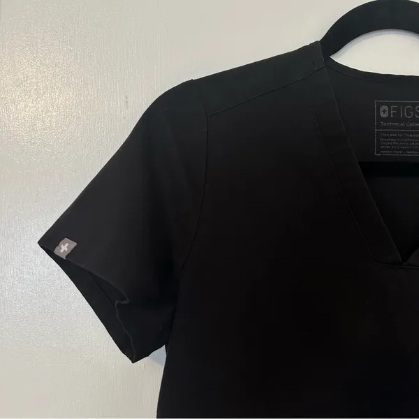 Figs Technical Collection V Neck Short Sleeve Scrub Top Womens XS Black - Image 3
