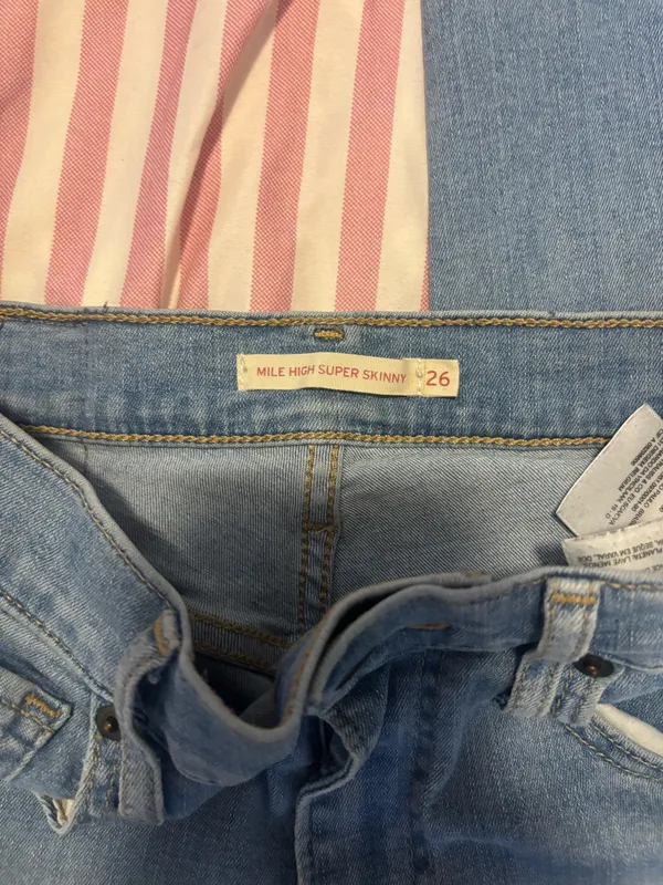 Levi’s Mile High Super Skinny Jeans - Image 3