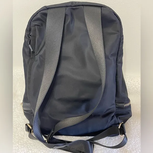 Lululemon City Adventurer Backpack Mini 10L color Black/gold Elevated Minimalist - Image 7