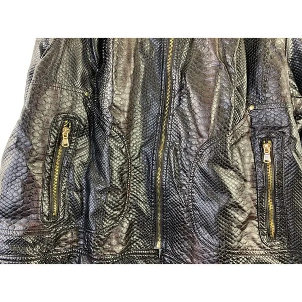 Braetan. Women's Brown Animal Print Jacket - Image 5