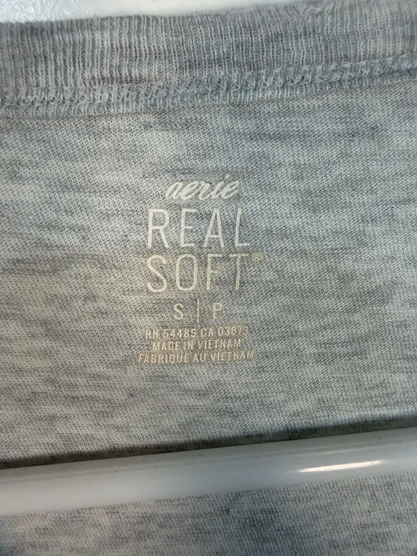 Aerie Real Soft Darlin Graphic Long Sleeve T-Shirt Size M - Image 3