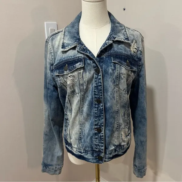 size medium acid wash‎ jeans jacket XL - Image 2