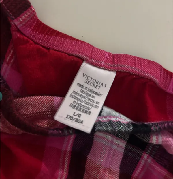 Victoria’s Secret sleep shorts - Image 3