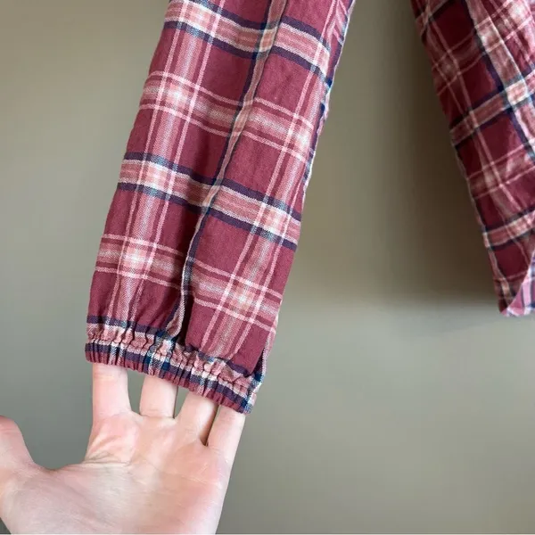 ✨ Madewell‎ V-Neck Button-Down Shirt in Stratfield Plaid Pink Small - Image 8
