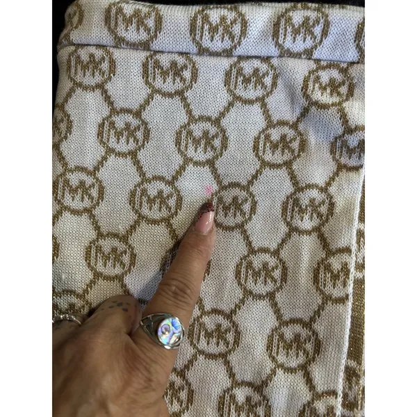 Michael Kors Scarf Reversible Infinity Ivory/Gold‎ Metallic MK Logo Soft OS - Image 9