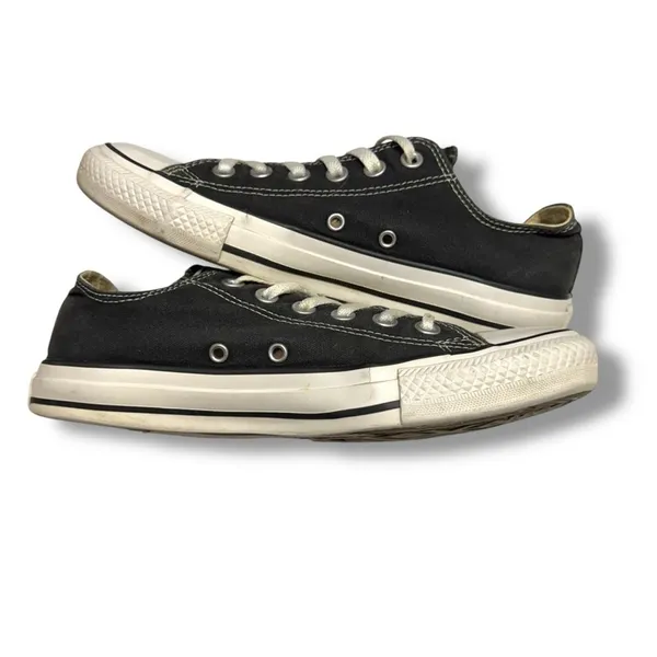 Converse Black‎ and White Chuck Taylor Sneakers Women's 8 - Image 3