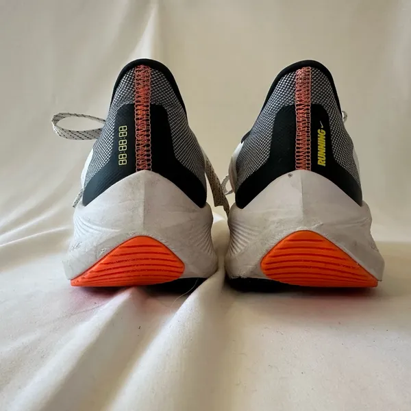 Size 6 1/2 - Nike Air Zoom Winflo 7 White Bright Mango W - Image 3