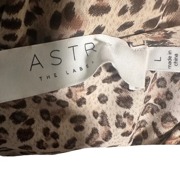 ASTR The Label Leopard Print Wrap Blouse Women Size Large Top - Image 12