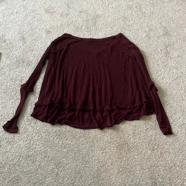 We‎ the free oversized waffle knit sweater medium maroon - Image 5