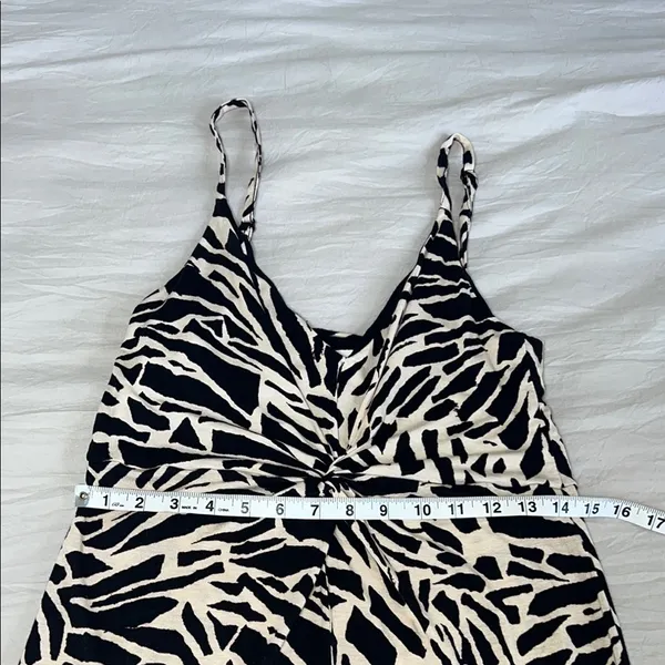 H&M zebra Black‎ and White Midi Sundress with Spaghetti Straps Size Medium - Image 5