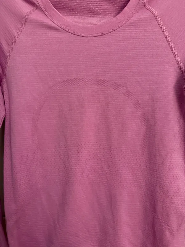Lululemon Swiftly Tech Long Sleeve Race Length - Image 2