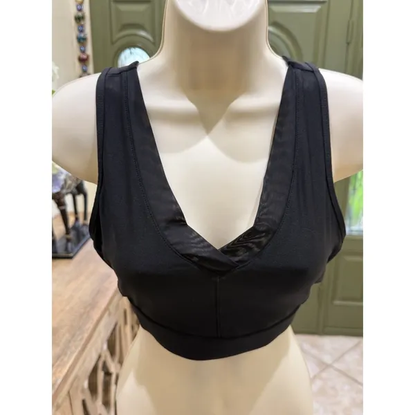 Avia Sports Bra Women Medium (8-10) Activewear Criss Cross Back Peephole Black M - Image 3