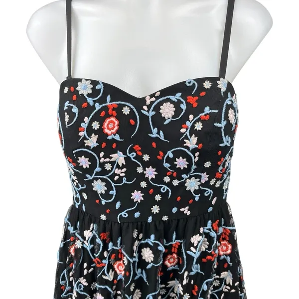Modcloth Black Floral Tulle Embroidered Sleeveless A Line Midi Dress Size S - Image 4