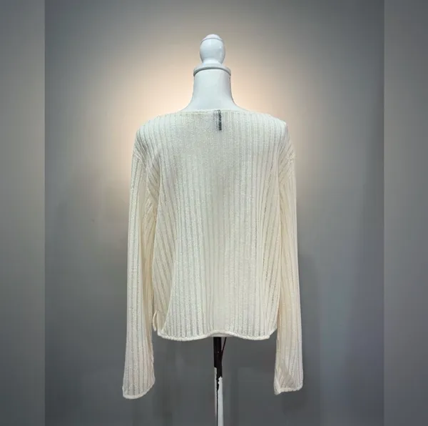Cream H&M Ribbed Knit Sweater Size M EUC - Image 2