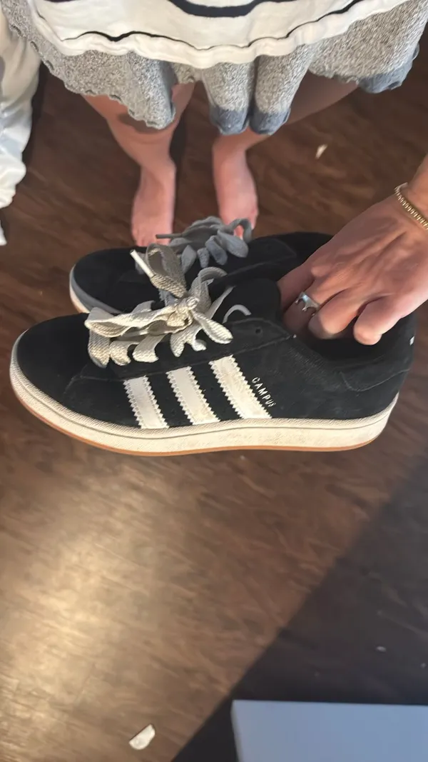 Black Adidas Campus Sneakers - Image 3