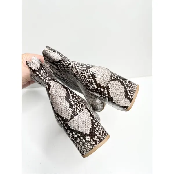Chinese Laundry Snakeskin Print Block Heel‎ Ankle Boots Grey Black Size 6 - Image 7