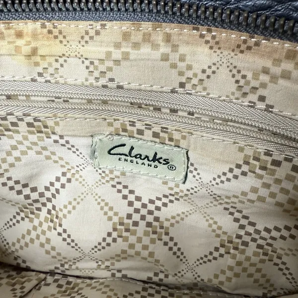Clarks England Leather Baguette Clutch Bag Wristlet Blue Cotton Lined - Image 10