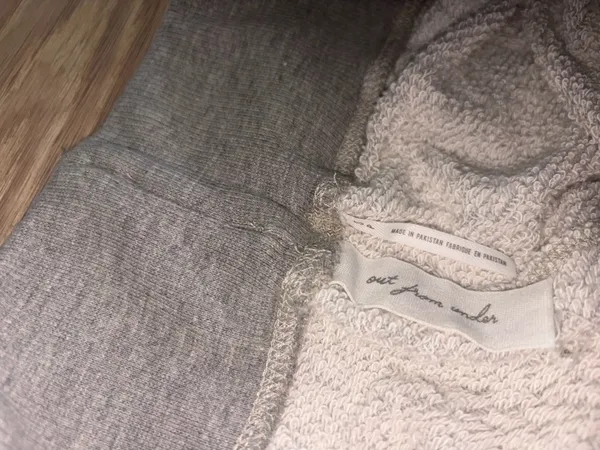 Urban Outfitters grey sweatpants small - Image 3