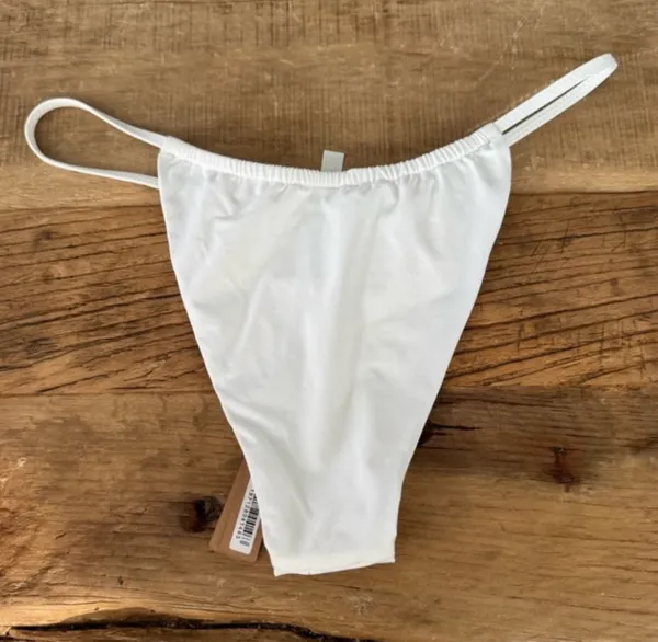 SKIMS String Bikini Bottom M - Image 5