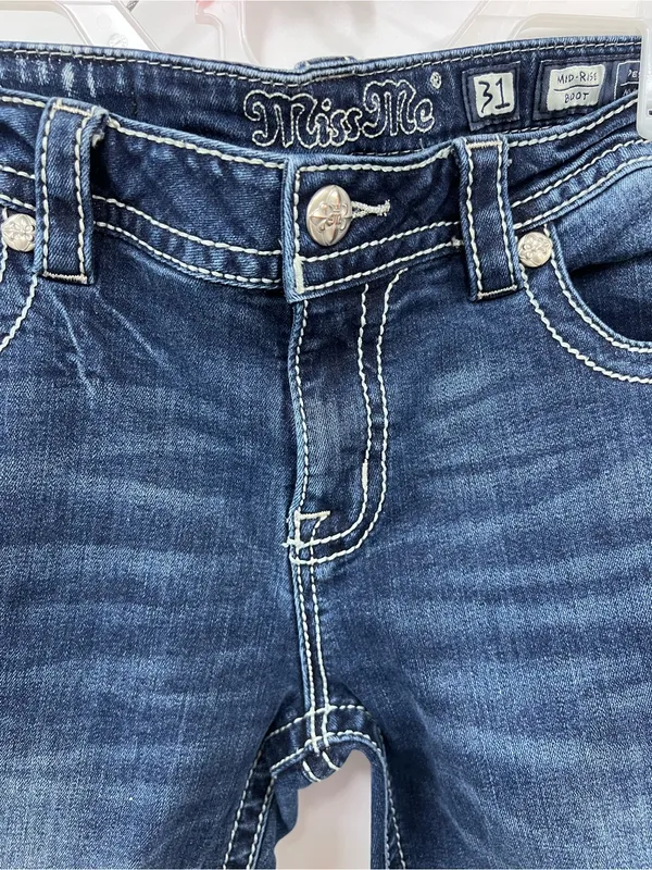 Miss Me Women's Dark Blue sequin Embroidered pockets mid rise Bootcut Jeans 31 - Image 15