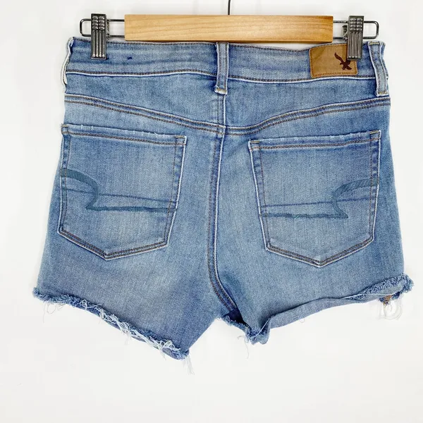 American Eagle Hi-Rise Light Wash Blue Denim‎ Raw Hem Shorts Women's Size 6 - Image 2